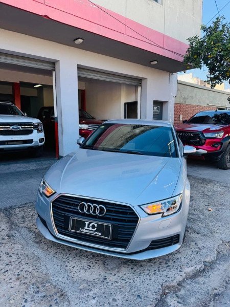AUDI A3 1.4 T STRONIC