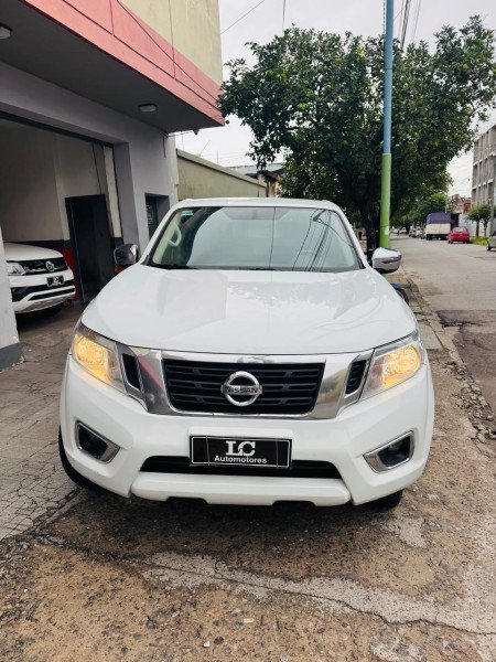 NISSAN FRONTIER XE 2.3 4X4