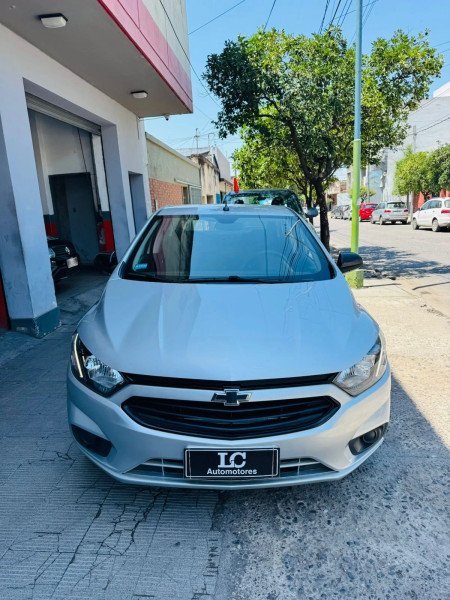 CHEVROLET ÓNIX JOY BLACK PLUS