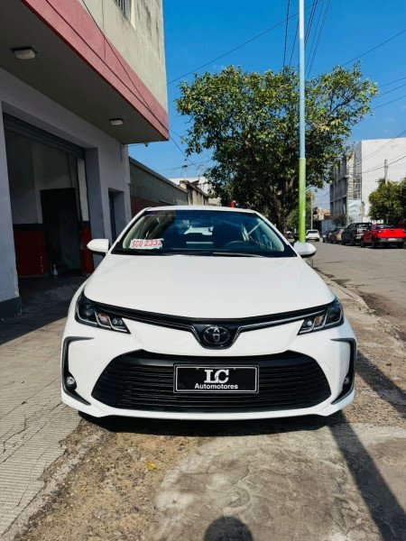 TOYOTA COROLLA 2.0 XLI AT