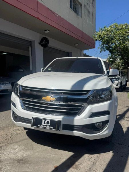 CHEVTOLET S10