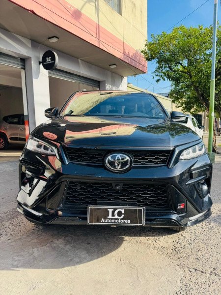 HILUX SW4 GR SPORT 2.8