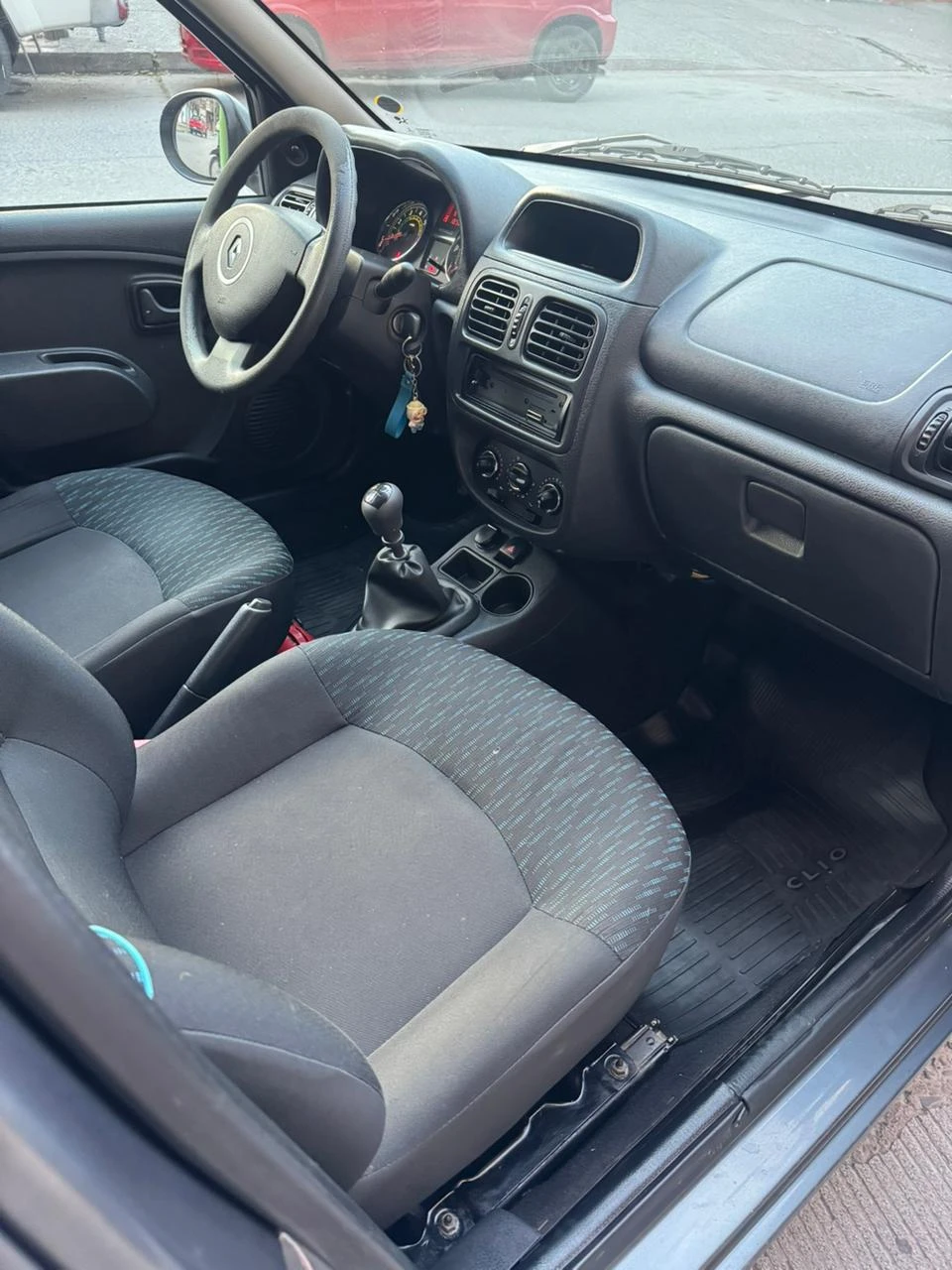 RENAULT CLIO 1.2