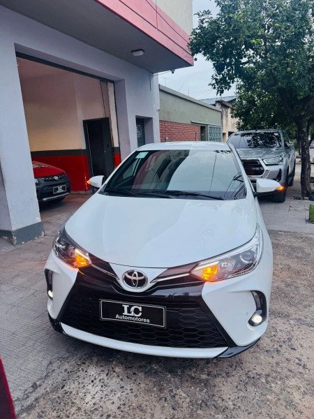 TOYOTA YARIS 1.5 XLS